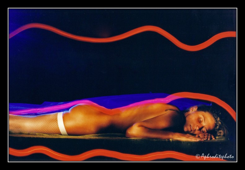 004 La femme surlignée
